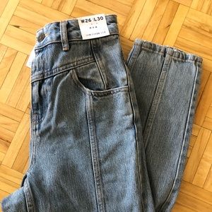 BRAND NEW TOPSHOP MOM JEANS